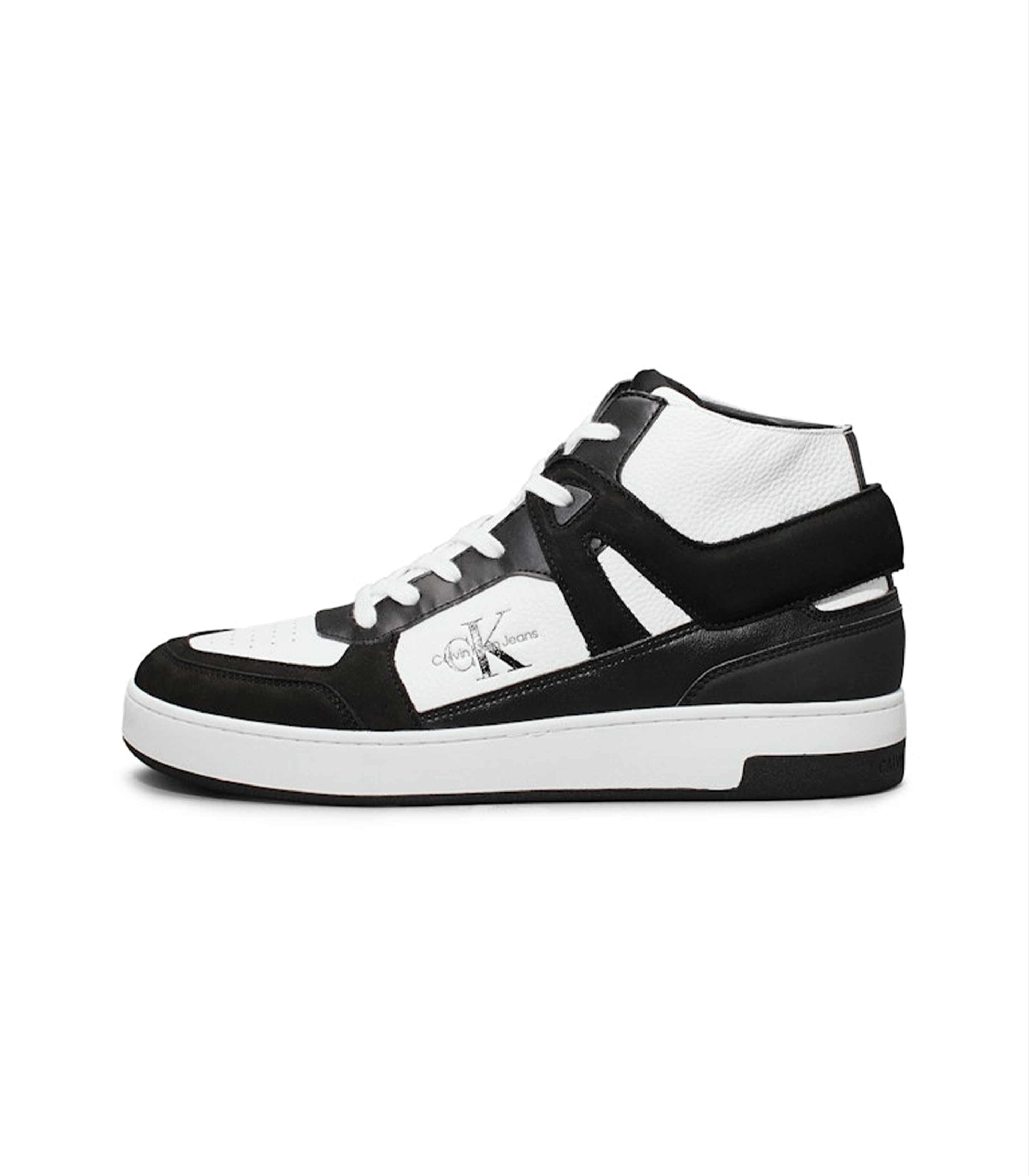 black/white